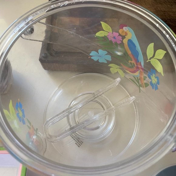 Plastic Bowls, Ice Bucket, Food Tray, Tupperware Bowls and Snack Containers Set - Picture 7 of 11